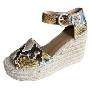 Marc Fisher MLALIDAS Leather Sandals Size 8.5 Open Toe Wedge with Ankle Strap